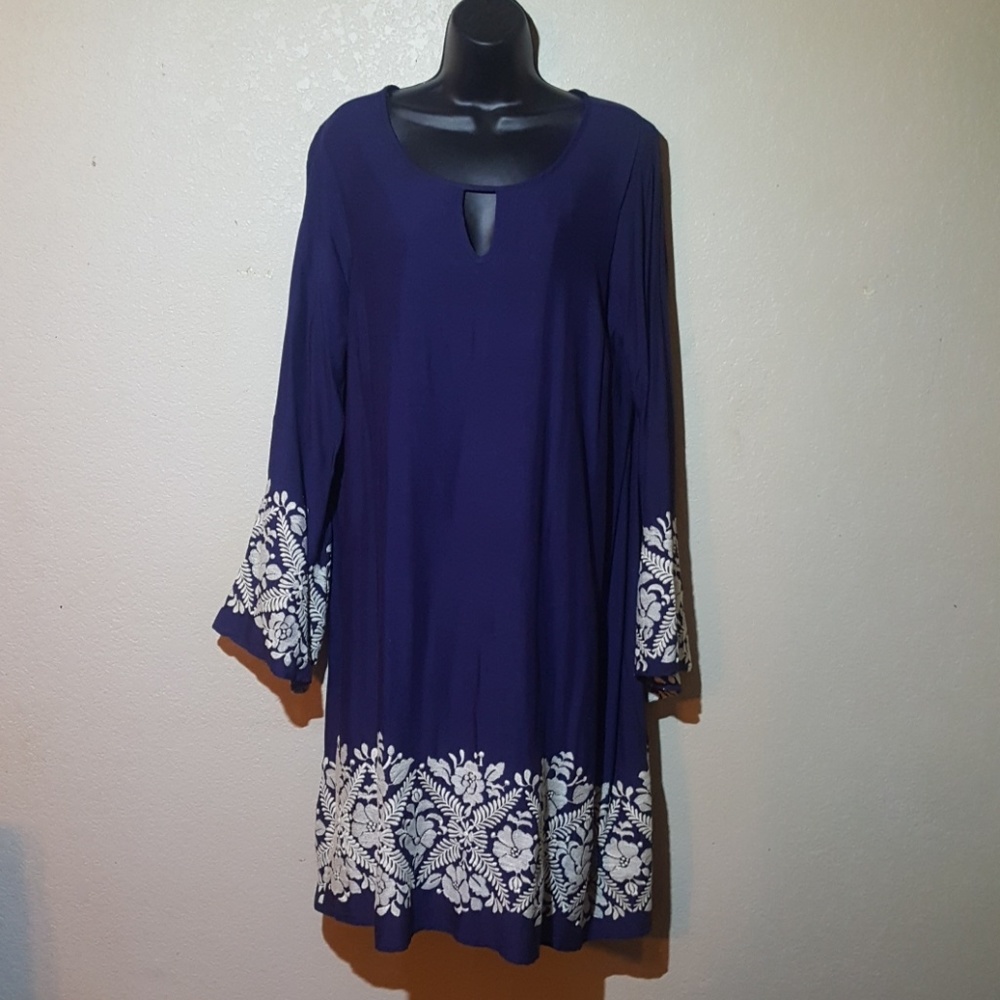 Alex Embroidered Shift Dress by Renee C/Stitch Fix